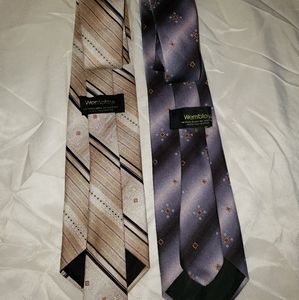 2 Wembley ties beige and blue